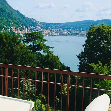 Splendida Vista Sul Appartement Como